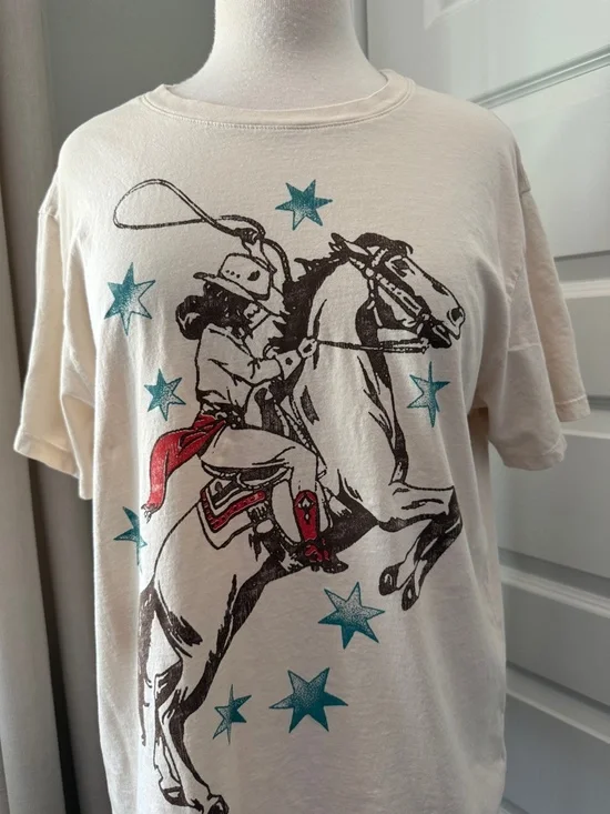 Letluv Anthropologie Horse Graphic Boyfriend Tee — Size Large - Picture 3 of 8